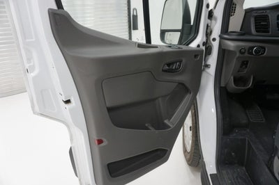 2023 Ford Transit Passenger Wagon XLT