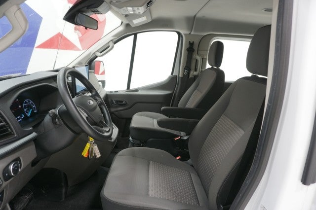 2023 Ford Transit Passenger Wagon XLT