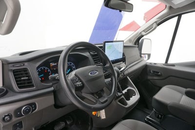 2023 Ford Transit Passenger Wagon XLT