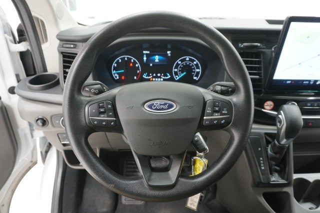 2023 Ford Transit Passenger Wagon XLT
