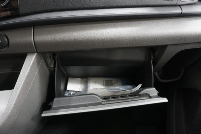 2023 Ford Transit Passenger Wagon XLT