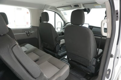 2023 Ford Transit Passenger Wagon XLT