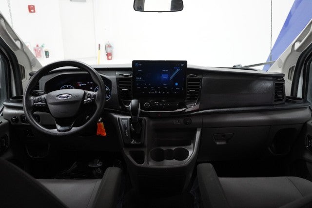 2023 Ford Transit Passenger Wagon XLT