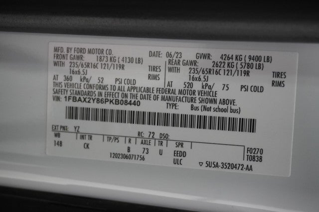 2023 Ford Transit Passenger Wagon XLT
