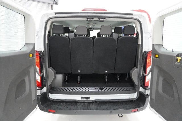 2023 Ford Transit Passenger Wagon XLT