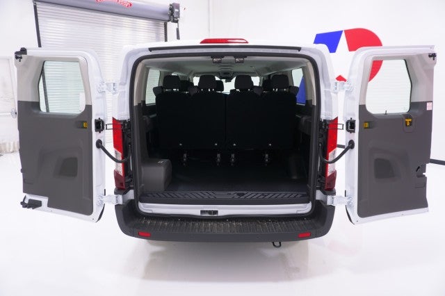 2026 Ford Transit Passenger Wagon XL