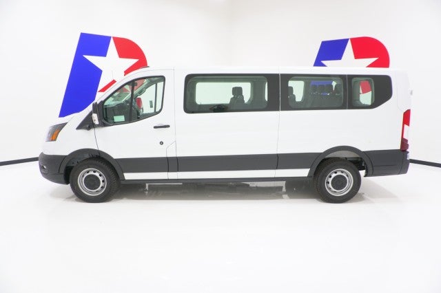 2026 Ford Transit Passenger Wagon XL