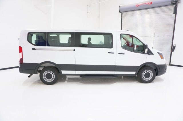 2026 Ford Transit Passenger Wagon XL