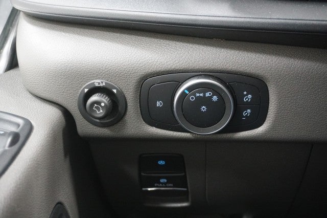 2025 Ford Transit Passenger Wagon XL
