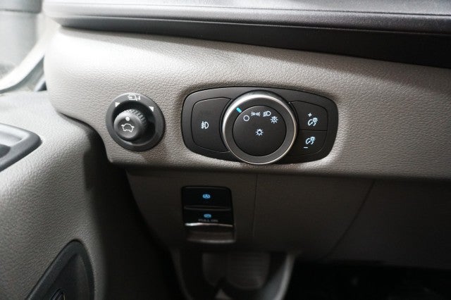 2025 Ford Transit Passenger Wagon XL