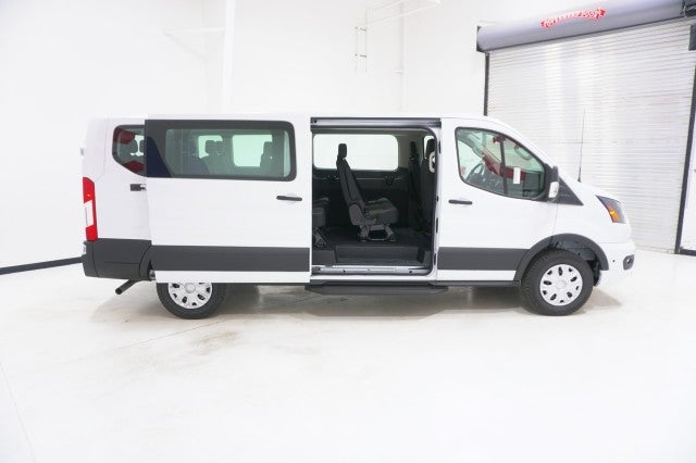 2025 Ford Transit Passenger Wagon XL