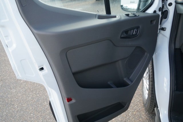 2025 Ford Transit Passenger Wagon XL