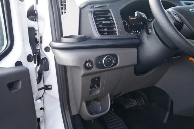 2025 Ford Transit Passenger Wagon XL