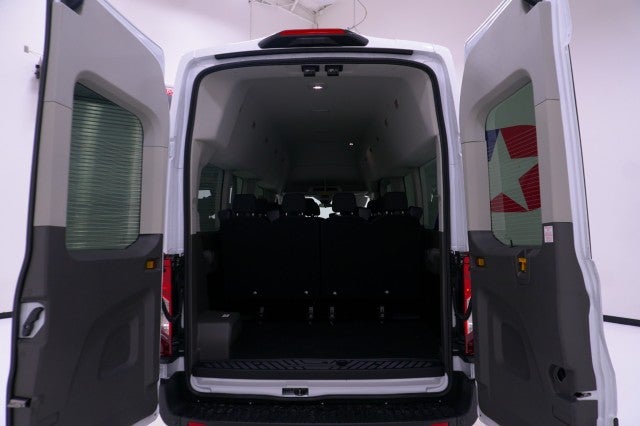 2026 Ford Transit Passenger Wagon XL