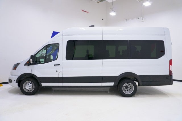 2026 Ford Transit Passenger Wagon XL