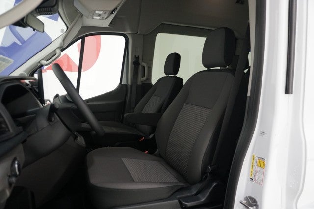 2026 Ford Transit Passenger Wagon XL