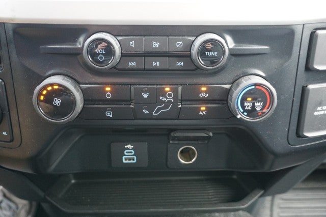 2024 Ford Super Duty F-450 DRW XL