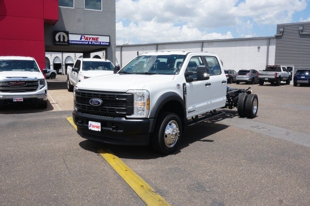 2025 Ford Super Duty F-550 DRW XL