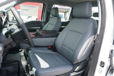 2025 Ford Super Duty F-550 DRW XL