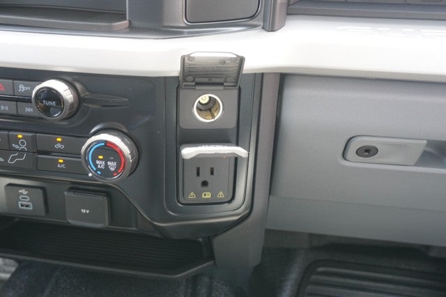 2025 Ford Super Duty F-550 DRW XL