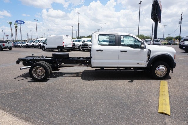 2025 Ford Super Duty F-550 DRW XL