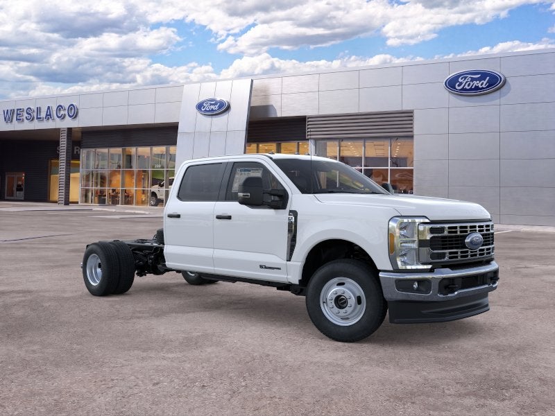 2026 Ford Super Duty F-350 DRW XL