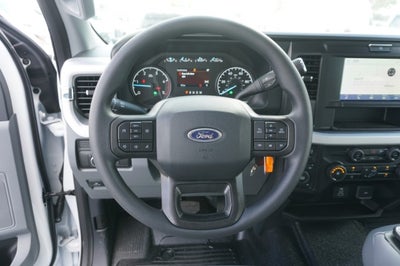 2026 Ford Super Duty F-350 DRW XL