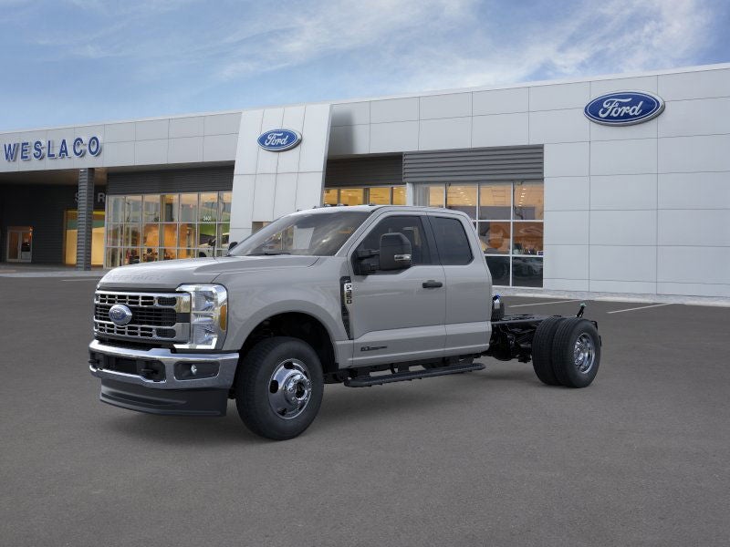 2025 Ford Super Duty F-350 DRW XL