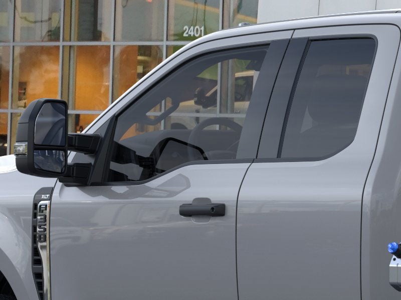 2025 Ford Super Duty F-350 DRW XL