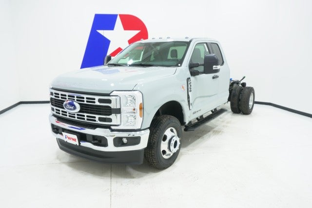 2025 Ford Super Duty F-350 DRW XL