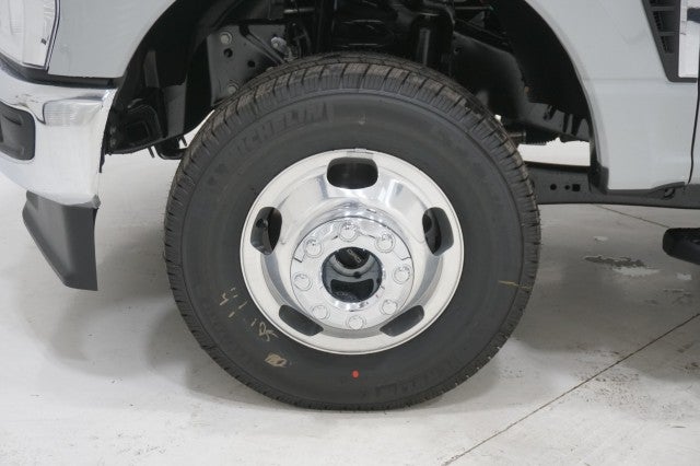 2025 Ford Super Duty F-350 DRW XL