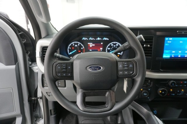 2025 Ford Super Duty F-350 DRW XL