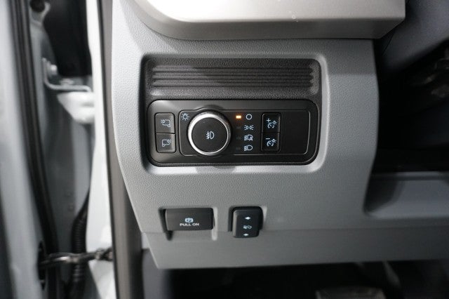 2025 Ford Super Duty F-350 DRW XL