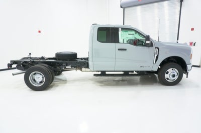 2025 Ford Super Duty F-350 DRW XL