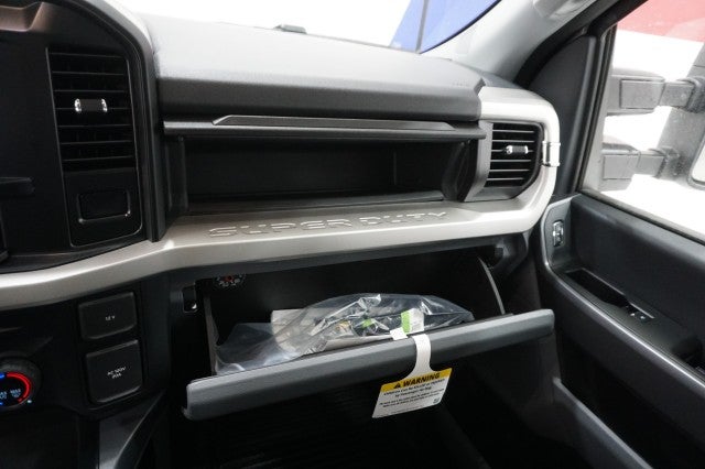 2025 Ford Super Duty F-350 DRW XL