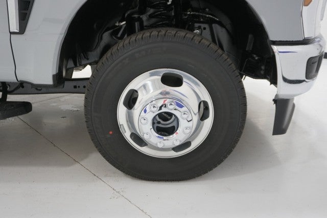 2025 Ford Super Duty F-350 DRW XL