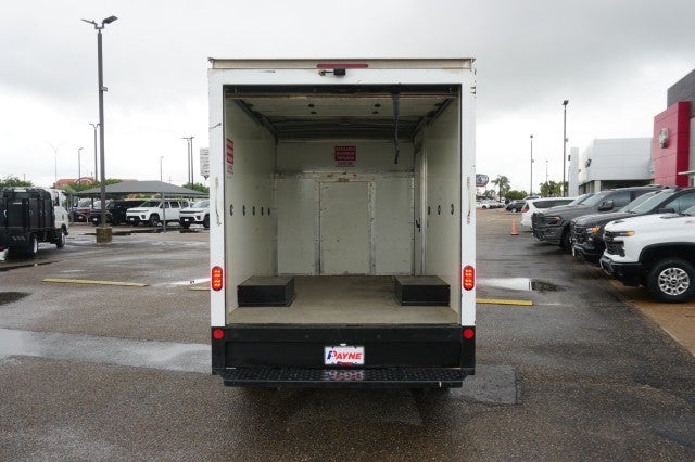 2023 Ford Transit Cutaway Base