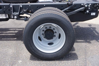 2025 Ford Super Duty F-600 DRW XL