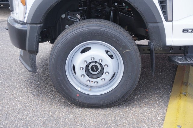 2025 Ford Super Duty F-600 DRW XL