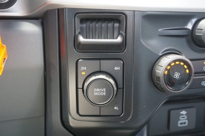 2025 Ford Super Duty F-600 DRW XL