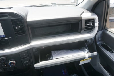 2025 Ford Super Duty F-600 DRW XL