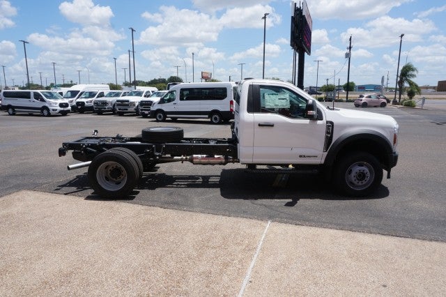 2025 Ford Super Duty F-600 DRW XL