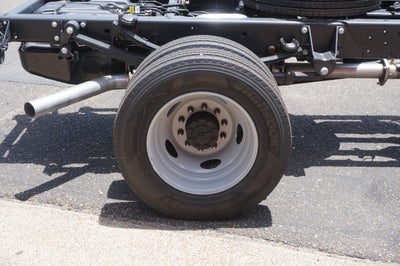 2025 Ford Super Duty F-600 DRW XL