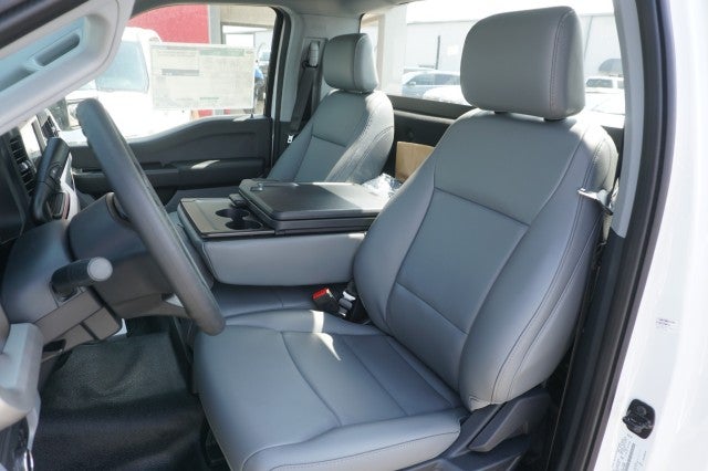 2025 Ford Super Duty F-600 DRW XL