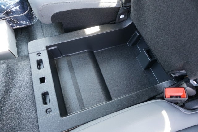 2025 Ford Super Duty F-600 DRW XL