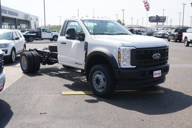 2025 Ford Super Duty F-600 DRW XL