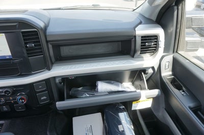 2025 Ford Super Duty F-600 DRW XL