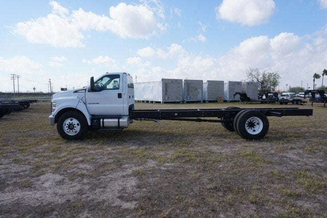 2027 Ford F-650 Straight Frame F-650 SD Diesel Straight Frame