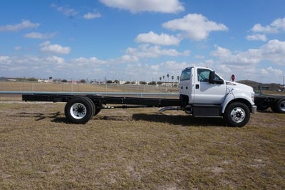 2027 Ford F-650 Straight Frame Base