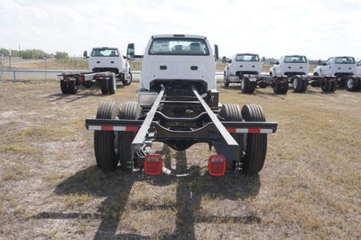 2027 Ford F-650 Straight Frame Base